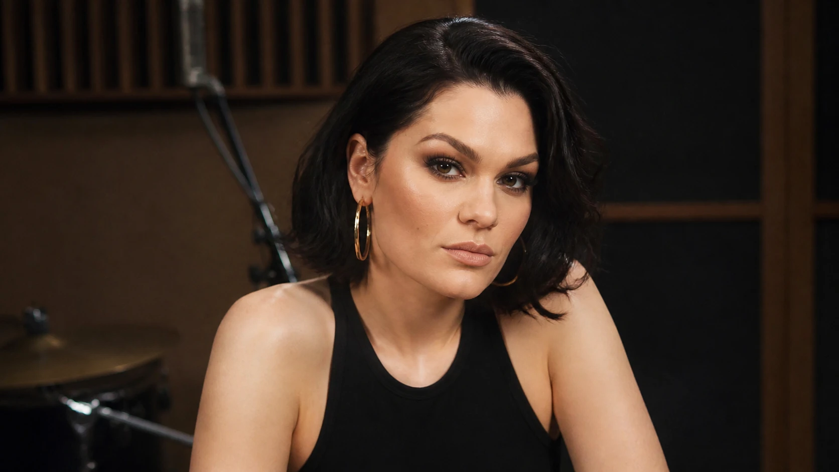 Who Is Jessie J? - jessie j got an mri after hitting her head