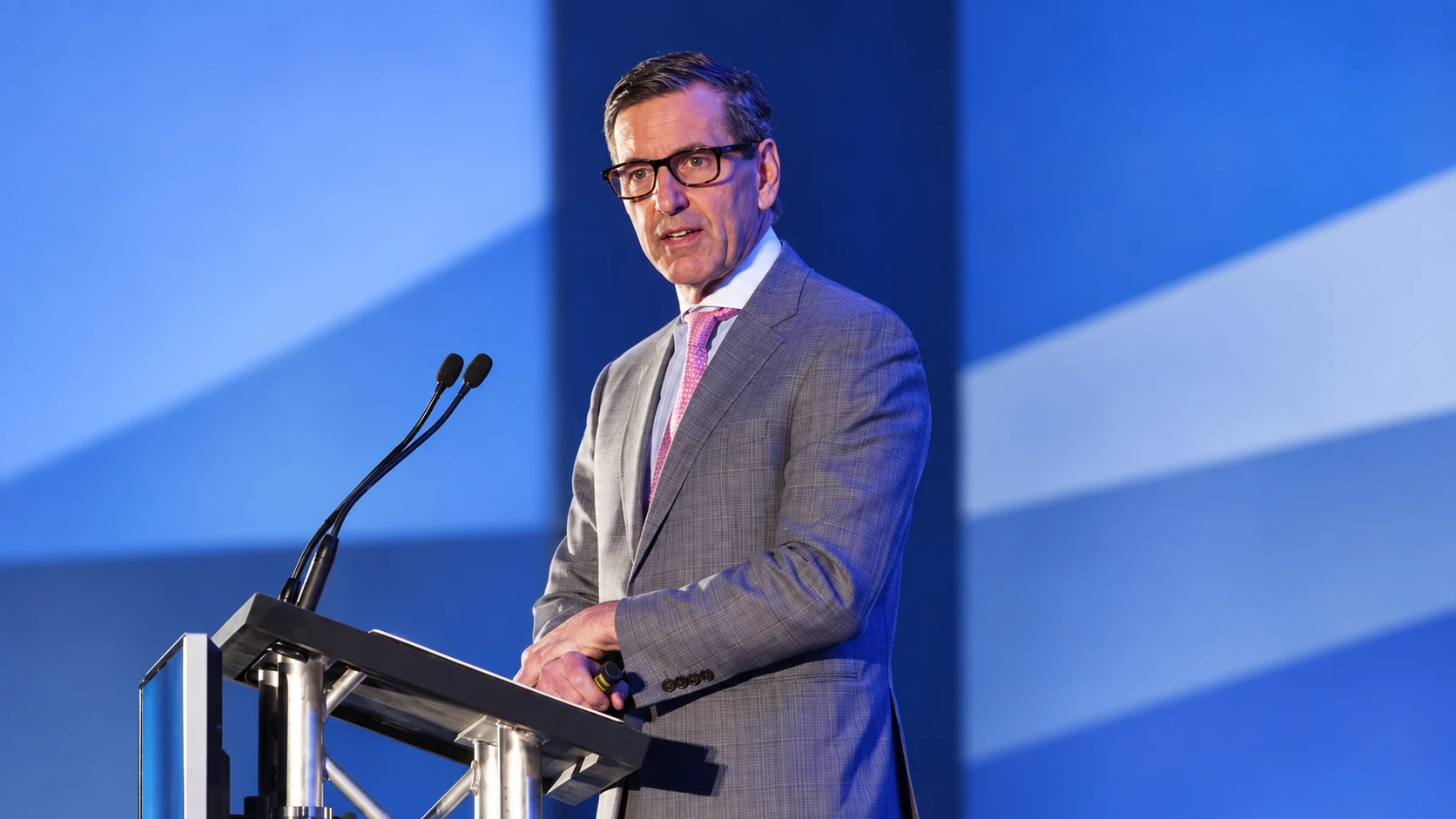 Why Bruce Broussard became HP's interim CEO - david lawler and bruce broussard