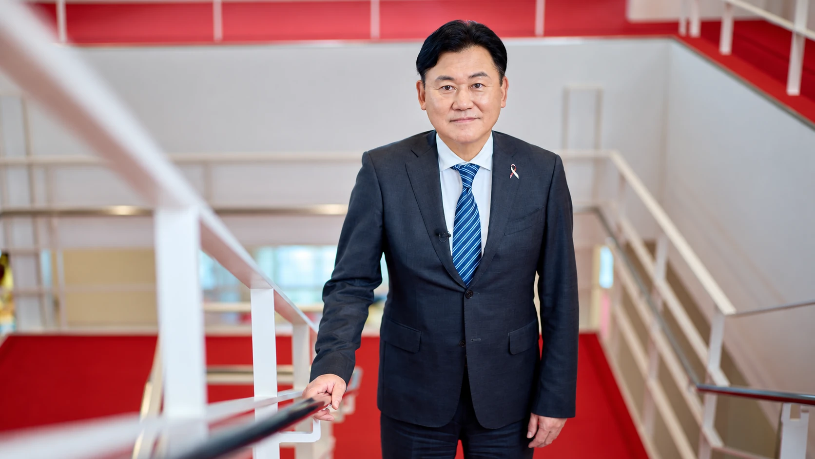 Who is Hiroshi Mikitani? - hiroshi mikitani and james gorman