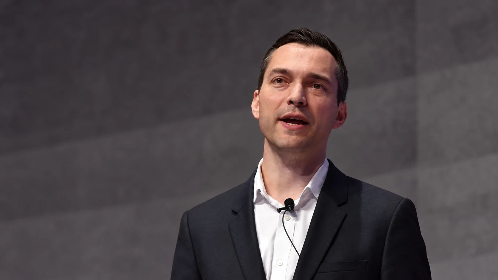 Nathan Blecharczyk's Path to Airbnb - Nathan Blecharczyk and Greg Hayes